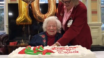 Con 108 años, Sylvia Goldsholl