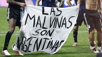 “Puede que el Mundial no sea nuestro, pero las islas Malvinas sin duda lo son”: la respuesta de Inglaterra a la bandera de la Selección