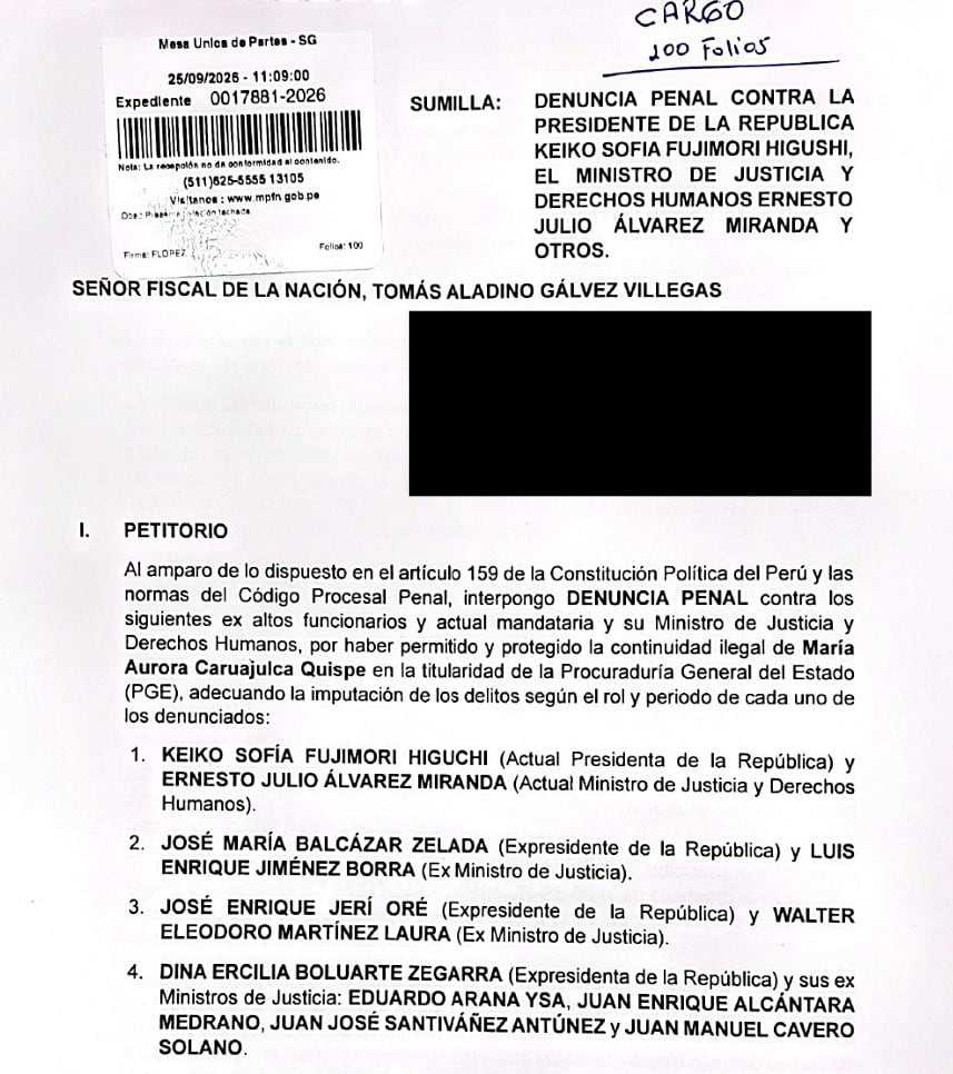 Un documento oficial registra una denuncia penal presentada ante la Fiscalía de la Nación del Perú por irregularidades en la Procuraduría General del Estado.