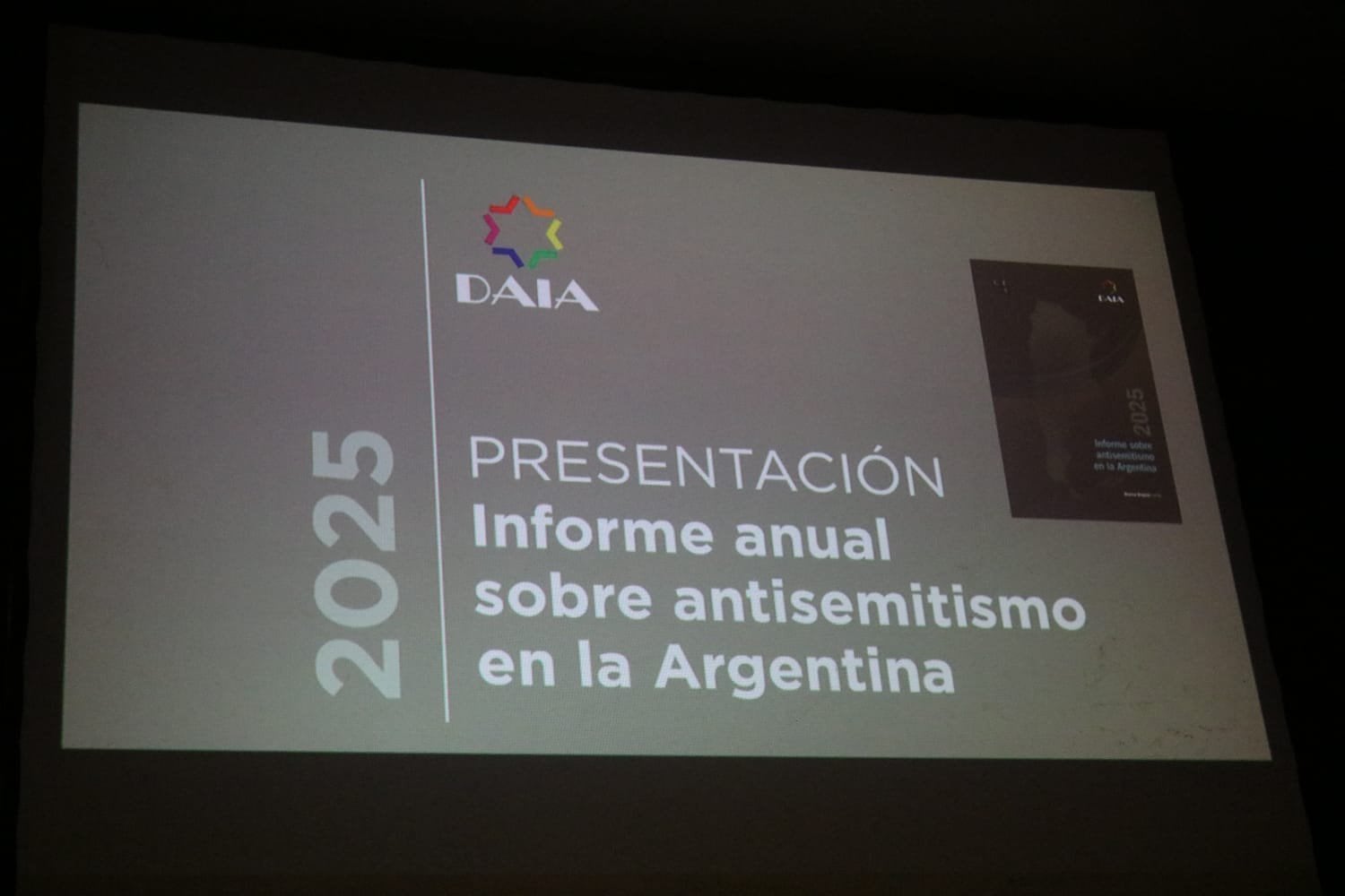La mitad de los casos de antisemitismo en la Argentina se denunció en plataformas digitales, donde proliferan perfiles que difunden contenido antisemita en redes sociales y foros
