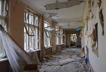 Una evaluación de inteligencia del ministerio emitida el jueves dijo que el fuerte bombardeo a lo largo de la línea del frente en Donetsk probablemente tenga la intención de asegurar las ganancias rusas anteriores. REUTERS/Alexander Ermochenko