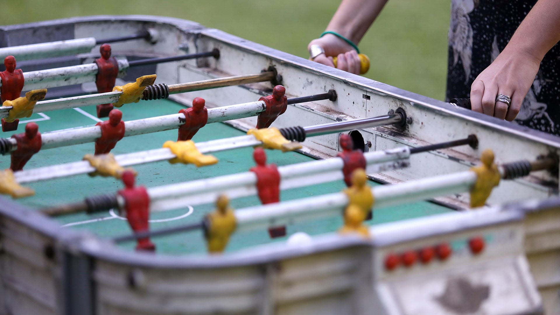Alejandro Finisterre, creador del metegol, ideó el juego inspirado en el tenis de mesa durante la Guerra Civil Española (The Grosby Group)