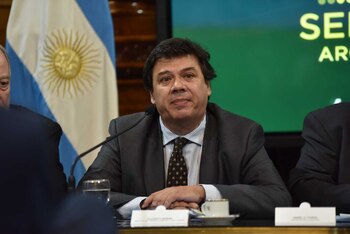 El ministro de Trabajo, Claudio