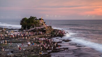 Bali lucha contra el exceso