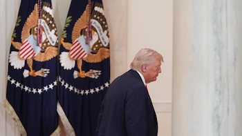 Trump augura que el estrecho de Ormuz se abrirá "de forma natural" cuando "el conflicto haya terminado"