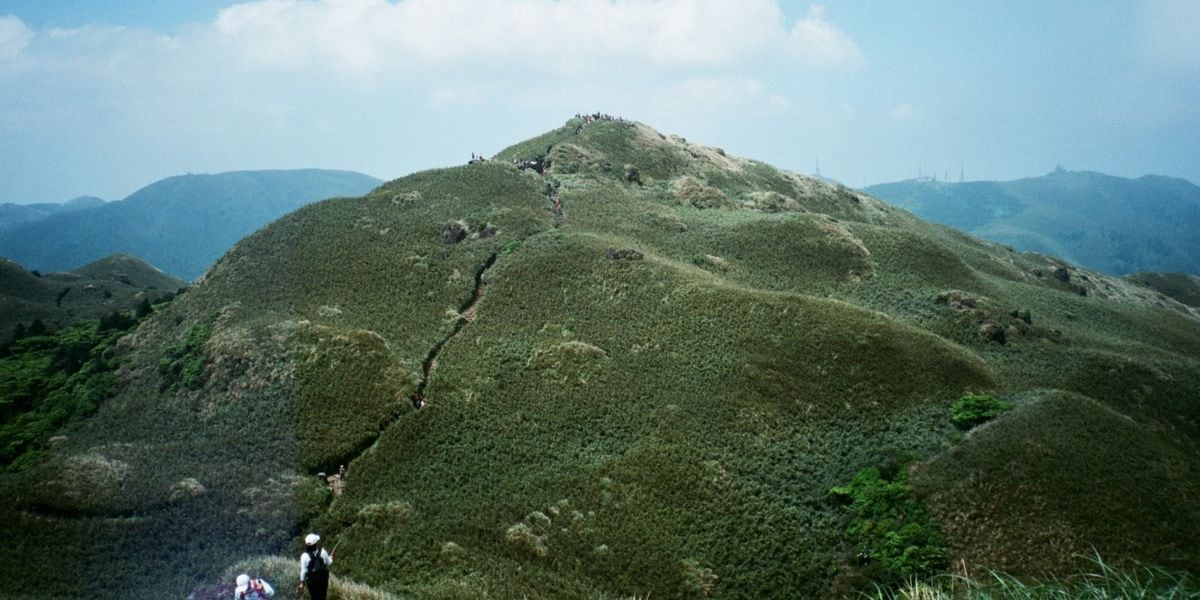 El Parque Nacional de Yangmingshan, en Taiwán, es el primer Parque Urbano Tranquilo certificado del mundo gracias a la labor de científicos y ambientalistas locales (Wikipedia)