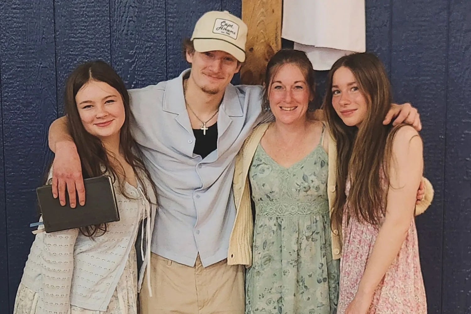 La madre de tres hijos puso su vida en riesgo para apartar a un adolescente del vehículo que se aproximaba sin control (Instagram)