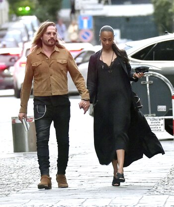 Romántica salida. Zoe Saldana y