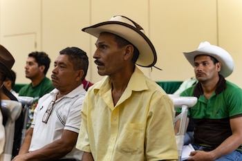 La declaración sobre derechos campesinos incluye el acceso a la tierra, el agua, las semillas, los recursos naturales y la soberanía alimentaria.