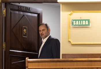 El exministro de Transportes, José Luis Ábalos, durante una sesión plenaria extraordinaria en el Congreso (Eduardo Parra / Europa Press)