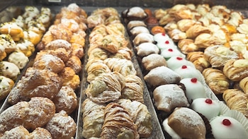 La fructora supera un 1,7 el dulzor del azucar, por lo que lo hace aún más peligroso para la salud