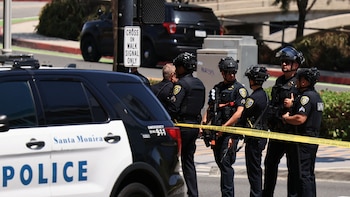 Los agentes del LAPD deberán conducir horas para trasladar a detenidos por falta de médicos en una cárcel de Los Ángeles
