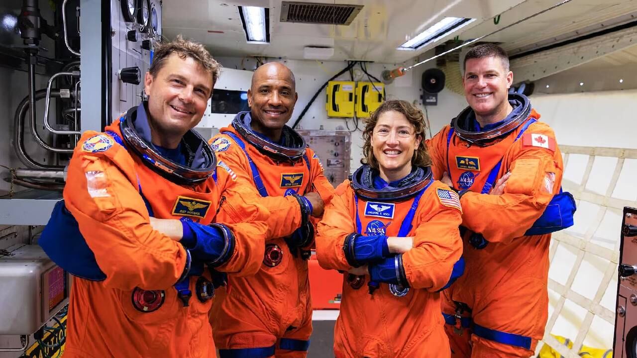 La tripulación de la misión Artemis II es la que más lejos ha viajado de la Tierra (NASA)