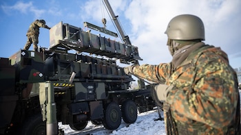 Ucrania ataca con drones varias