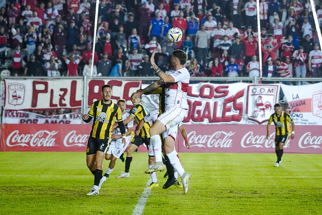 Morón y Madryn, cara a cara (Gentileza Prensa Deportivo Morón)