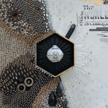 La caligrafía está hecha a