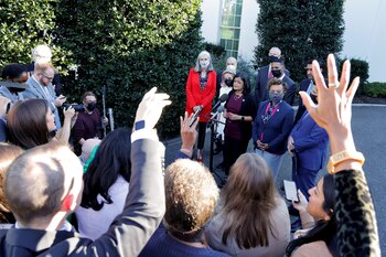 La parlamentaria demócrata Pramila Jayapal