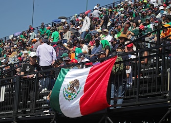 Los espectadores ya se encuentran