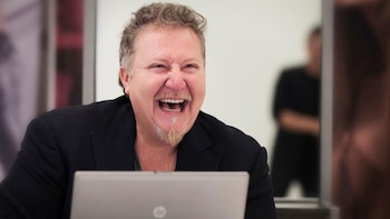 A los detectives, Mónica Sementilli