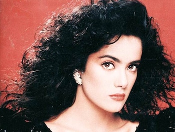 Salma Hayek saltó a la