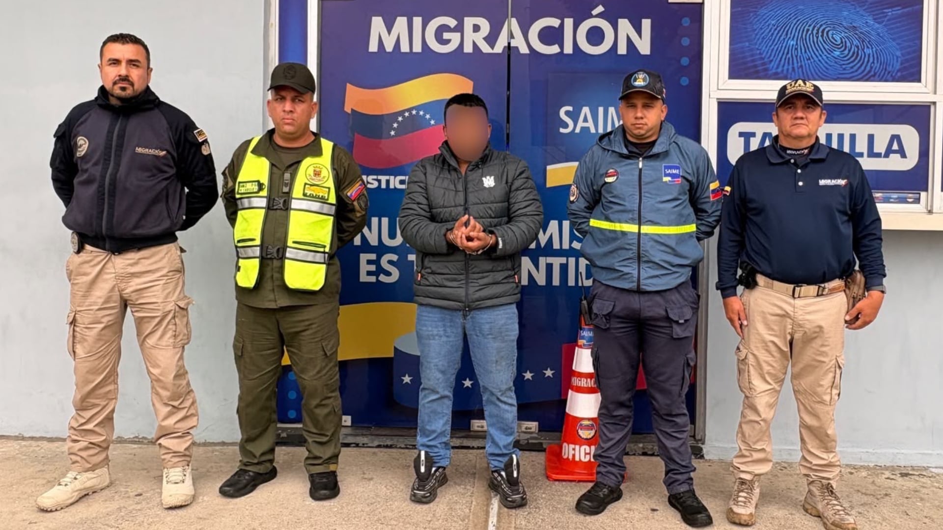 Migración Colombia expulsó del país a Romer Eduardo Rodríguez Torrealba, alias Chachi, señalado como presunto cabecilla de la organización Tren del Llano - crédito prensa Migración Colombia