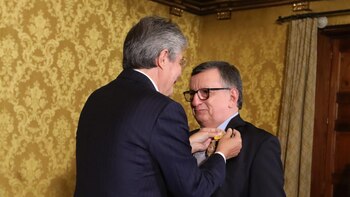 Эквадорский журналист Эмилио Паласио был