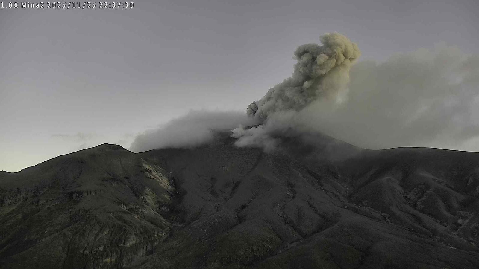 El volcán Puracé mantiene la alerta naranja por persistencia de sismicidad y emisiones de gases, según el Servicio Geológico Colombiano - crédito SGC