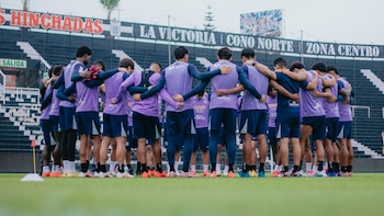Alianza Lima ha dado inicio a su pequeña pretemporada, aprovechando el receso del campeonato peruano. - Crédito: @ClubALOficial