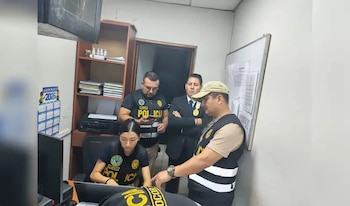 Un coronel, un capitán y 5 suboficiales PNP detenidos por el "cambiazo" de un lingote de oro en 2023. (Foto: Fiscalía)