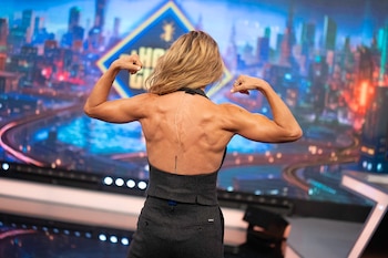 El gesto la hizo sentirse avergonzada al principio