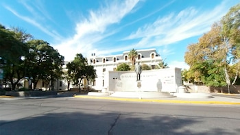 Horror en San Juan: hospitalizaron a un bebé tras encontrarle una bolsa con cocaína en la boca