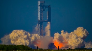 La nave Starship de SpaceX realiza su primer vuelo orbital