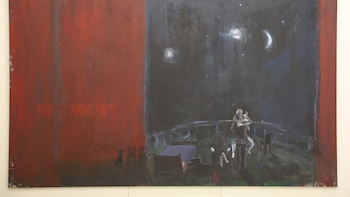 La pintura de Guillermo Kuitca se convierte en cuerpo y danza, en una performance en el microcentro porteño