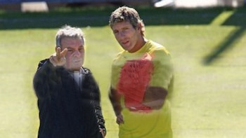 Ganó dos títulos en Boca Juniors y revela el motivo de la pelea entre Riquelme y Palermo: “Se saludaban únicamente en la cancha”