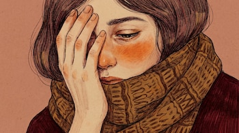 Primer plano de una ilustración de una persona con cabello oscuro, su mano cubre parte de su cara, con mejillas sonrojadas y un pañuelo marrón.