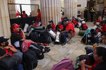 Dura amenaza de docentes del