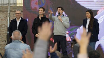 Eduardo Wado De Pedro en San Vicente y Berazategui