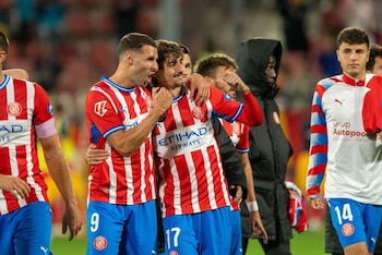 18/10/2026 Girona - Andorra.
El Girona se impuso (2-0) al Andorra este domingo en una jornada 10 de LaLiga Hypermption positiva para Granada, Real Oviedo y un Burgos que venció (1-0) al Sabadell en un duelo directo para postularse a la pelea por la promoción.
DEPORTES
LALIGA
