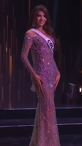 Miss Colombia deslumbró en traje de gala en Miss Universe 2024 - crédito @danitolozarocha/IG