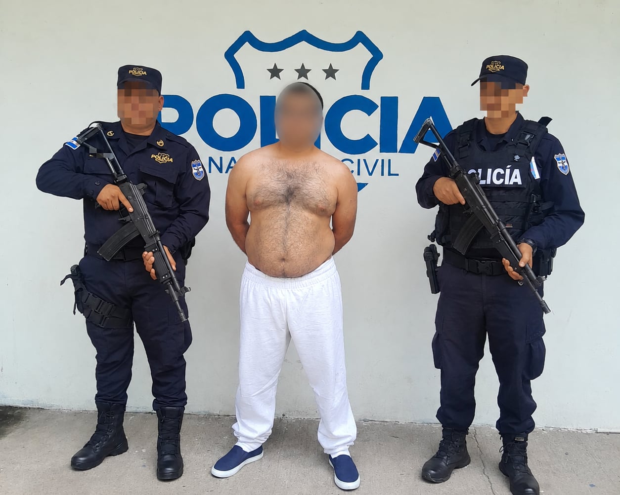 El ministro Gustavo Villatoro confirmó la detención de Donald Antonio Ortiz Gutiérrez por homicidio agravado, encubrimiento y privación de libertad./ (Redes Gustavo Villatoro)