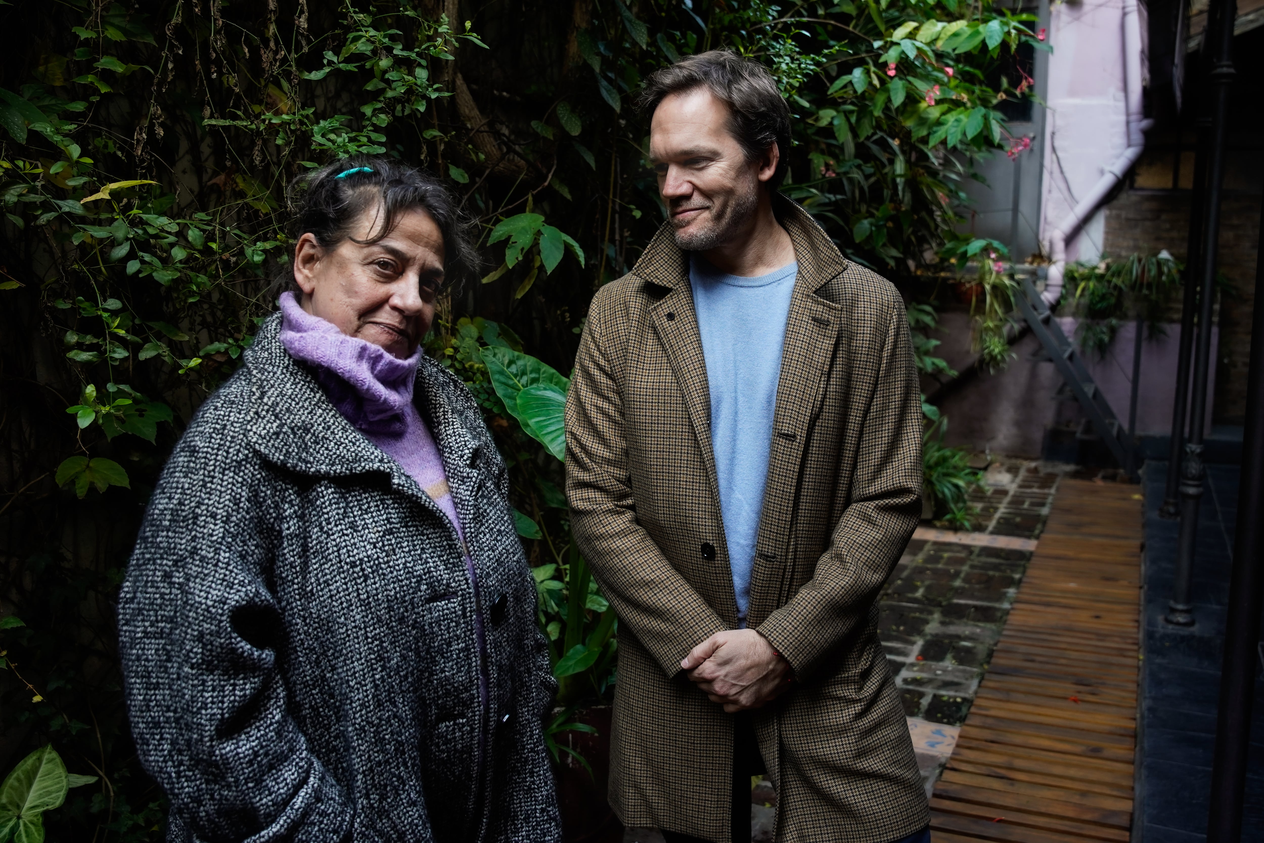 De Kathy Bates a Julia Calvo, de James Caan a Juan Gil Navarro: el clásico de Stephen King encuentra nuevos intérpretes en Buenos Aires