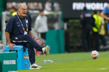Marcelo Bielsa, exentrenador de Uruguay. (EFE/ Francisco Guasco)