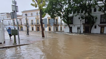 Rescatadas siete personas atrapadas en