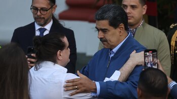 Maduro asegura que "jamás" ha