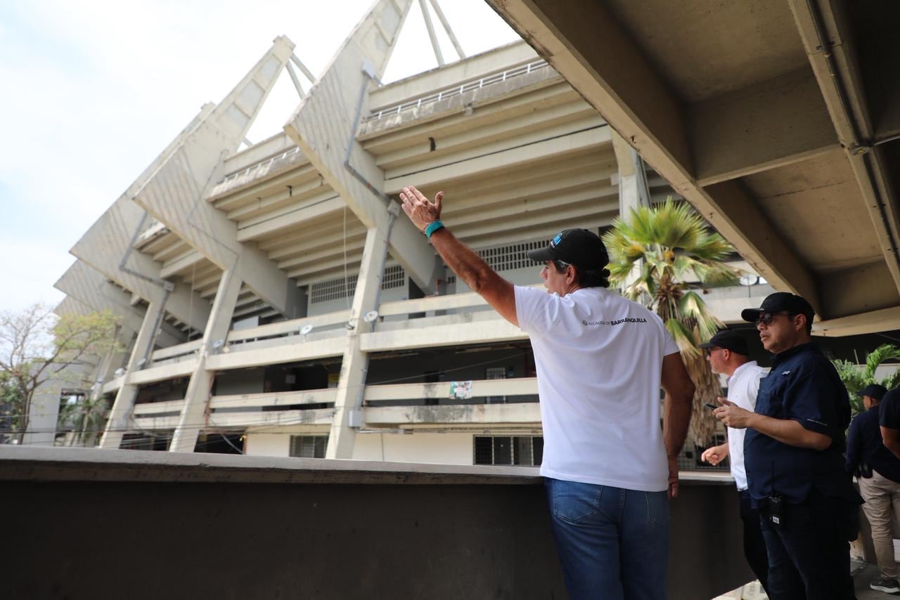 Las obras de modernización del Metropolitano incluyen una nueva fachada equipada con más de 74.000 luces LED -crédito Jefatura de Prensa Alcaldía de Barranquilla