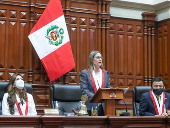 María del Carmen Alva no