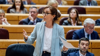 Mónica García insta a las CCAA a materializar las "mejoras" del Estatuto Marco y "desbloquear" la huelga médica