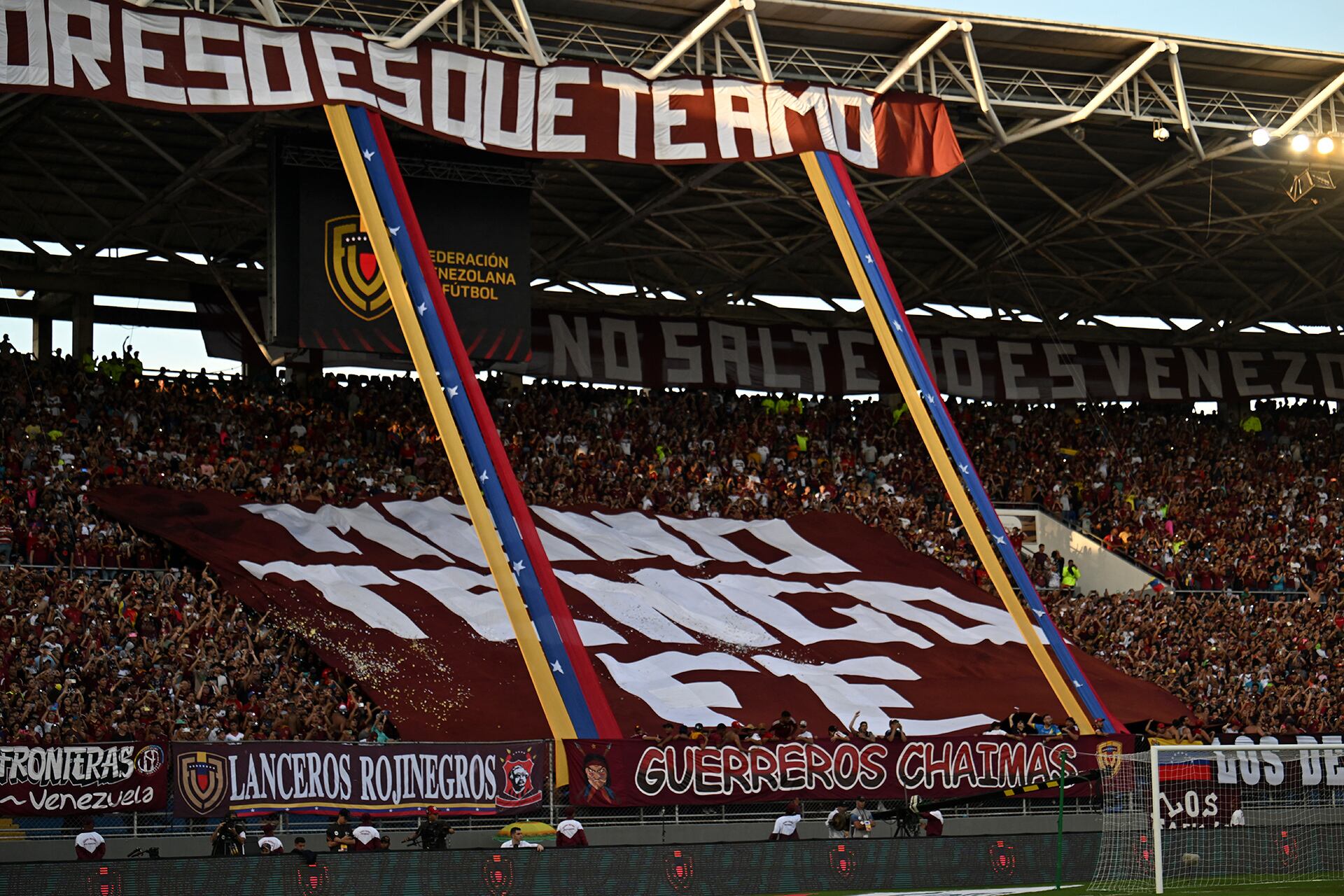 El deporte en Venezuela en medio de la captura del ex dictador Nicolás Maduro (Photo by Juan BARRETO / AFP)