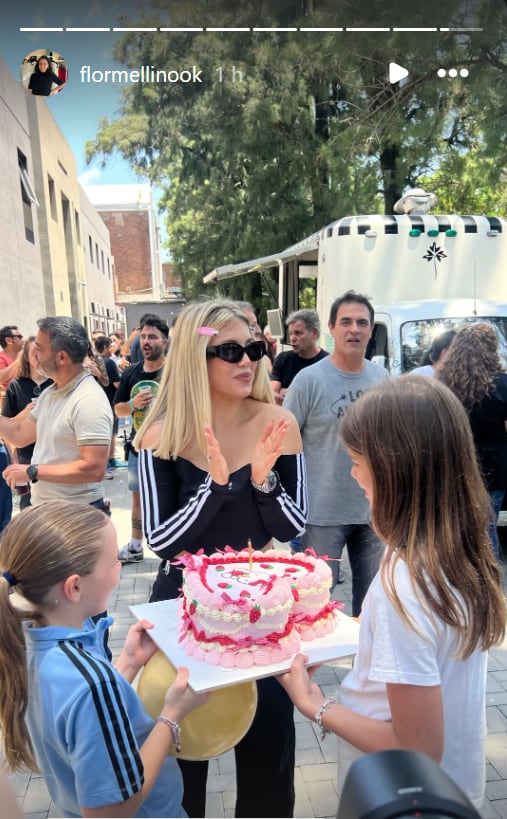 Las hijas de Wanda fueron las encargadas de llevarle la rota a su madre (Instagram)