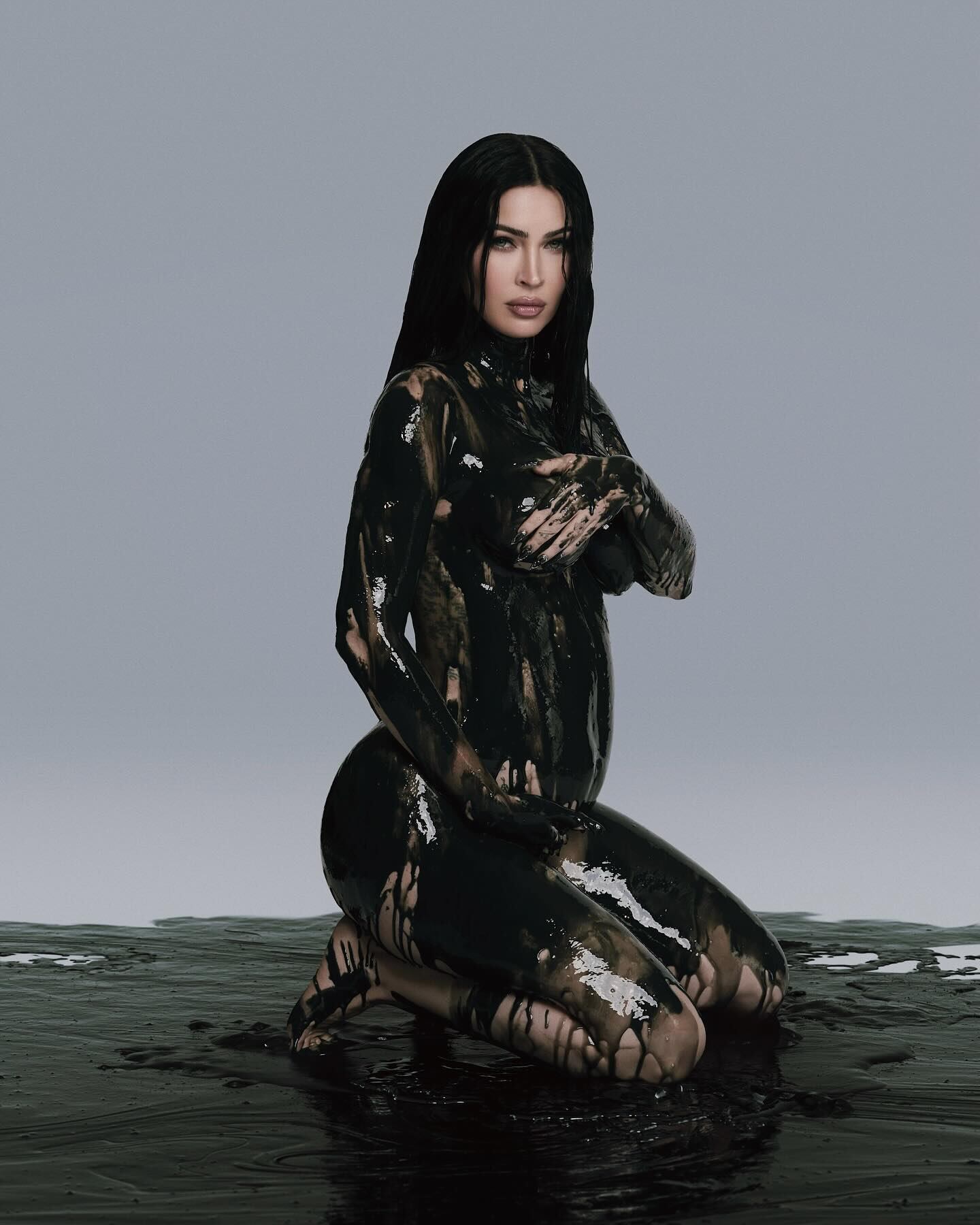 Fox defendió el poder de las mujeres en su publicación, destacando que la edad no limita la maternidad ni el valor personal (Instagram/meganfox)